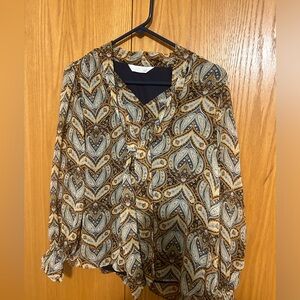 This is a Lauren Conrad dress shirt in great condition.